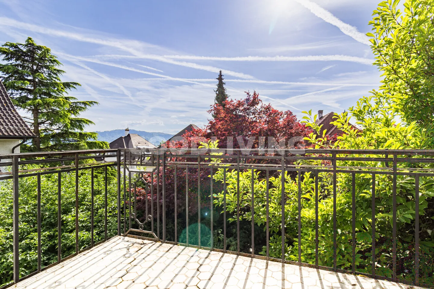 Character property on Zürichberg with development potential - Photo 3 of 7