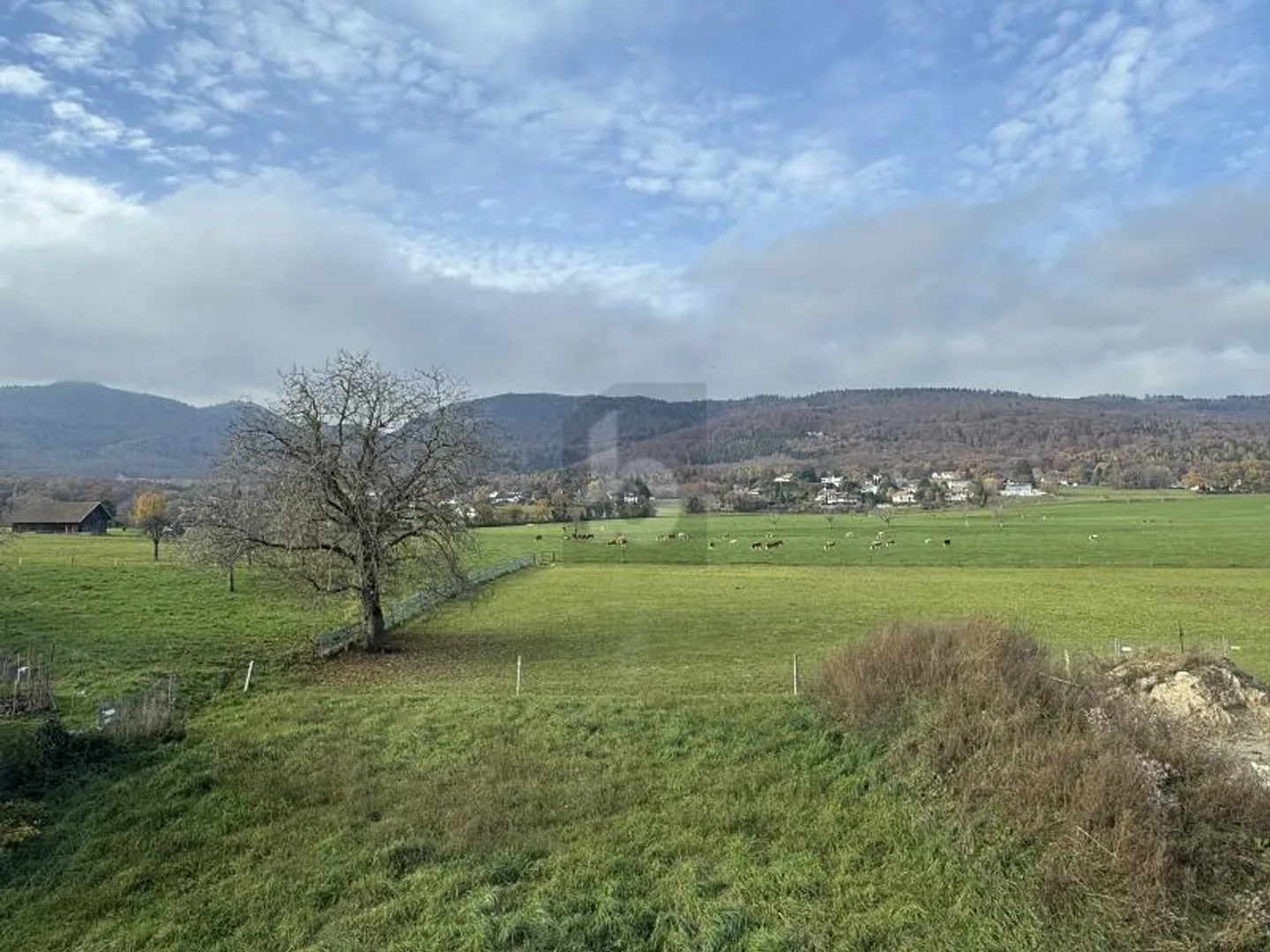 DUPLEX MODERNE DE HAUT STANDING AVEC VUE LAC - Photo 1 sur 6