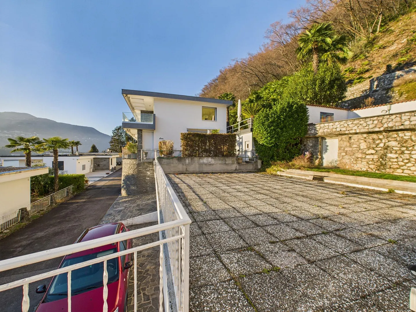 Villa spacieuse de 5,5 pièces avec grand jardin et vue dégagée à Caslano - Photo 13 sur 14