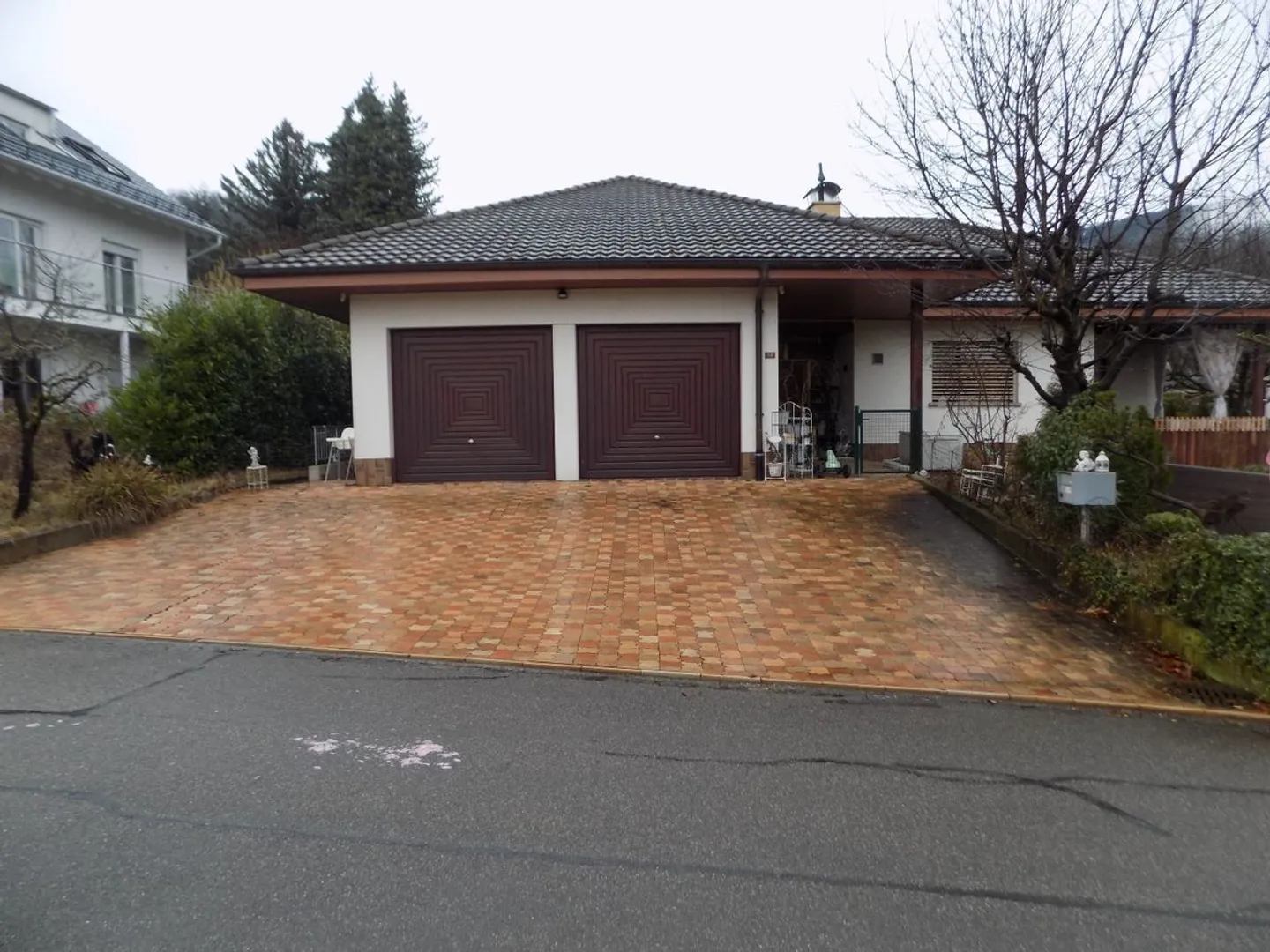 Geräumiges Einfamilienhaus in Dornach - Foto 1 von 8