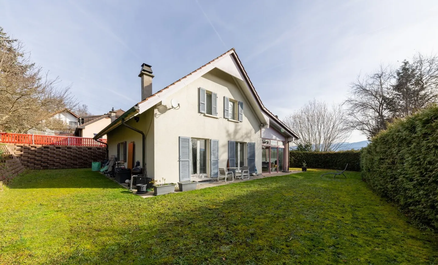 Maison individuelle de 8.5 pièces - Photo 1 sur 13