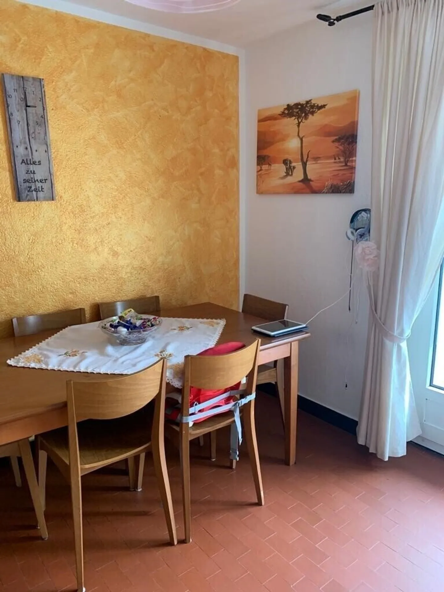 Gemütliche Wohnung im Herzen von Chur zu vermieten! - Foto 3 di 10
