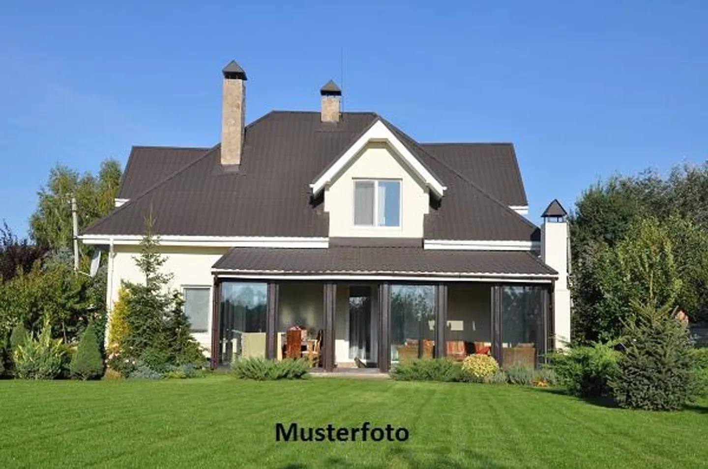Single house for sale - Photo 1 of 13