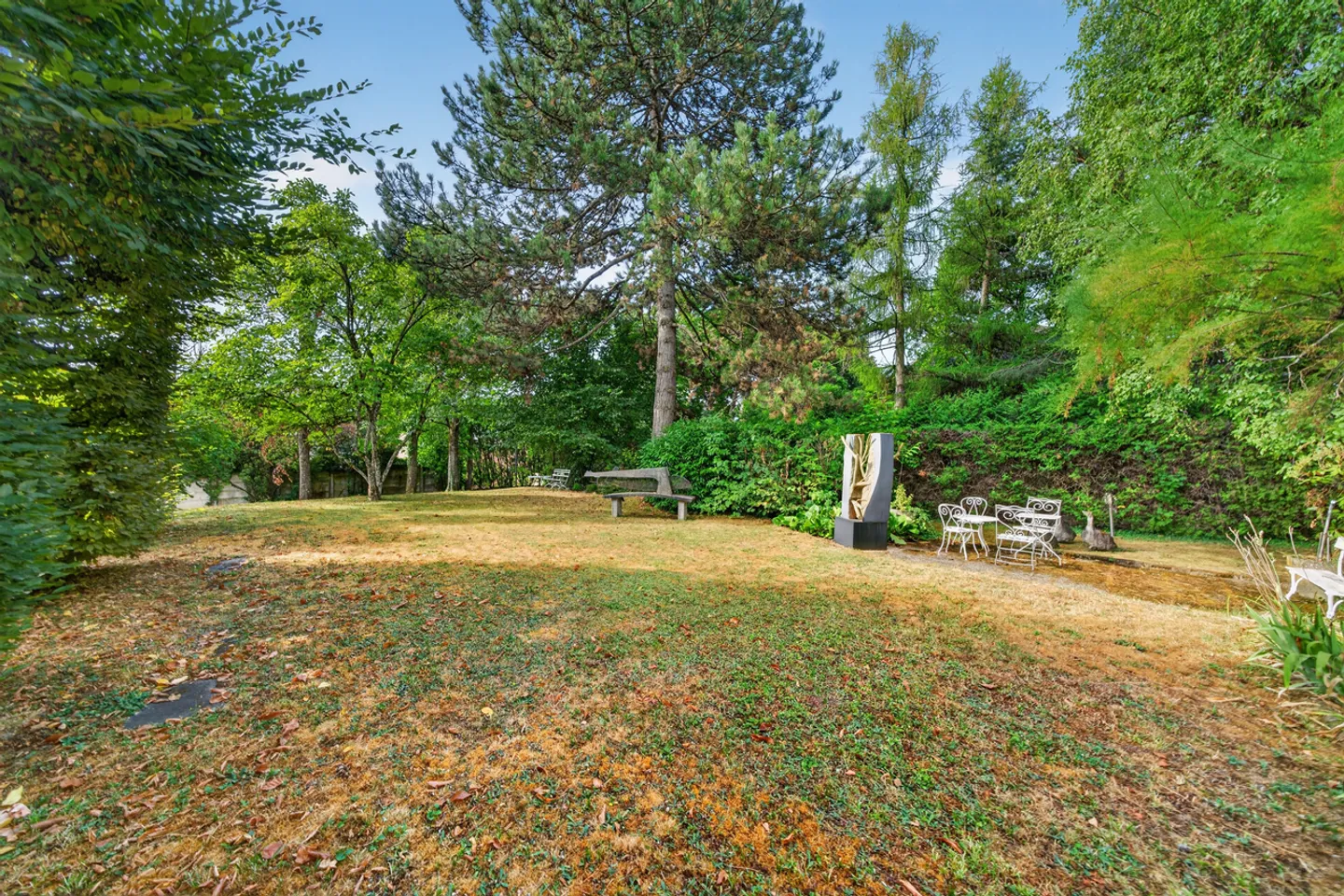 Charmante villa individuelle à rénover 
avec jardin  - Photo 9 of 10
