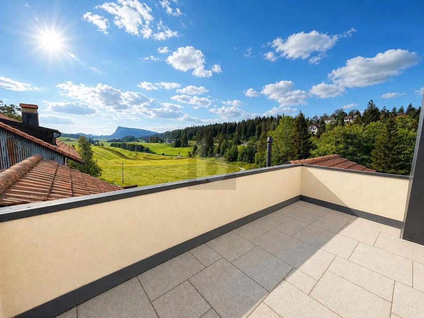 IDEAL FOR A FAMILY - WITH BALCONY - Photo 1 of 3