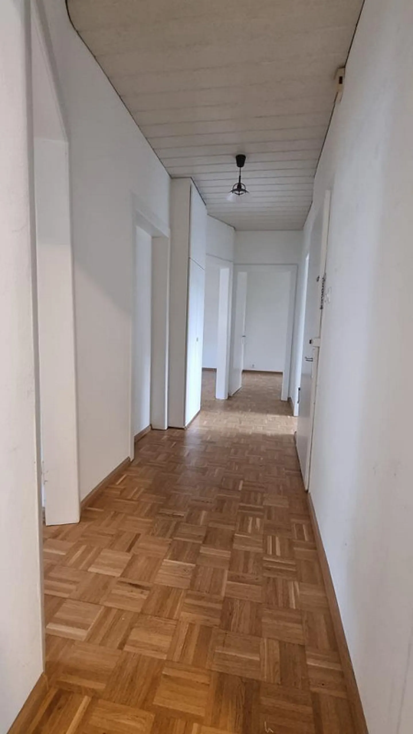 Bright 3.5-room apartment with large balcony & cozy living kitchen - Photo 3 of 10
