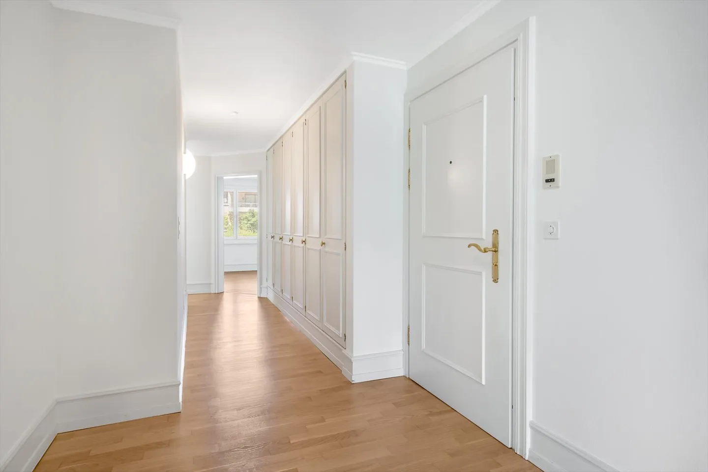 Appartement attrayant dans un quartier résidentiel prisé à Zollikon - Photo 3 sur 13