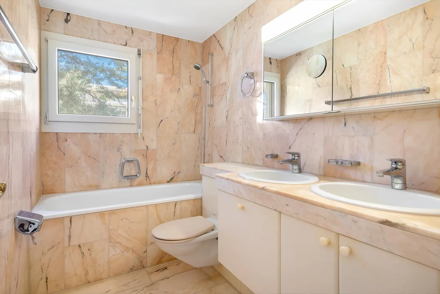 Appartement attrayant dans un quartier résidentiel prisé à Zollikon - Photo 10 sur 13