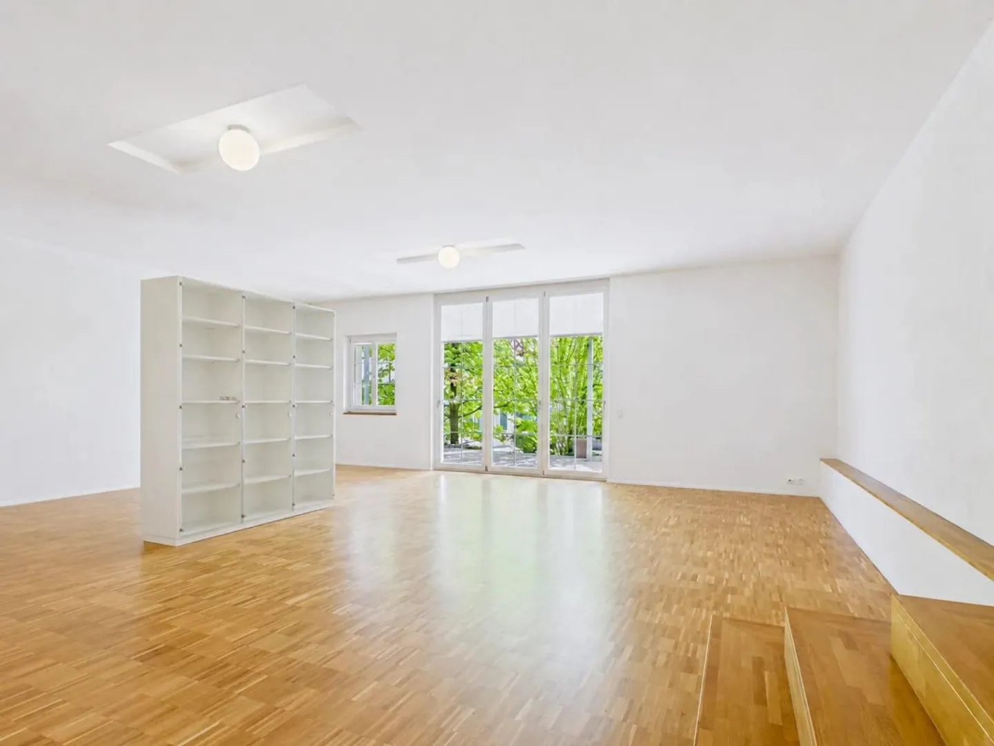 Stilvolle Wohnung mit Terrasse - Foto 3 von 13