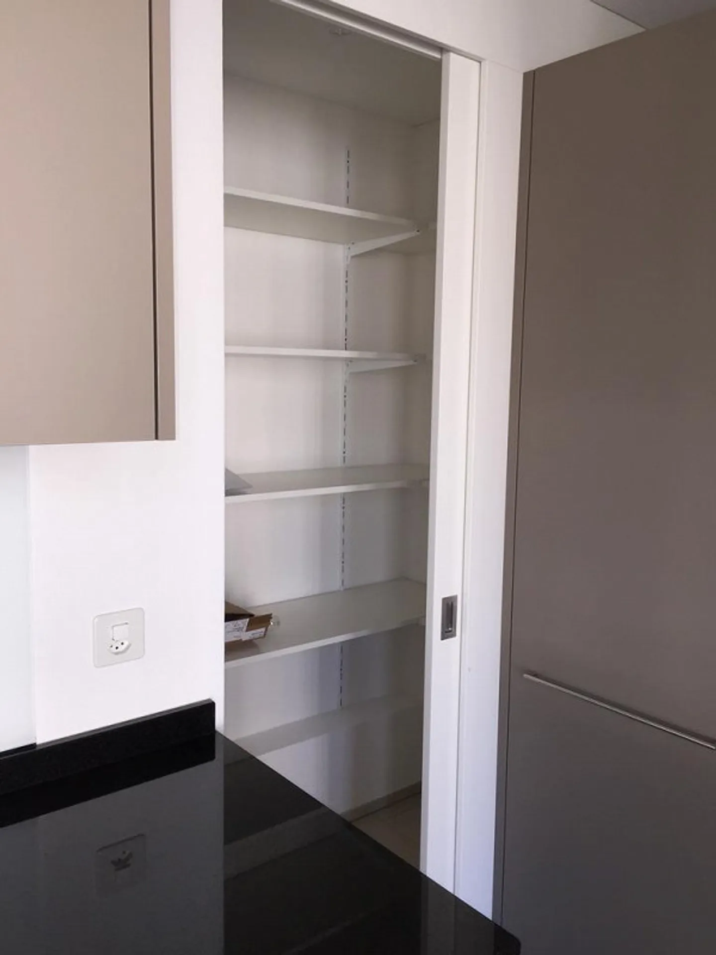 Appartamento moderno nel centro del villaggio - Foto 4 di 10