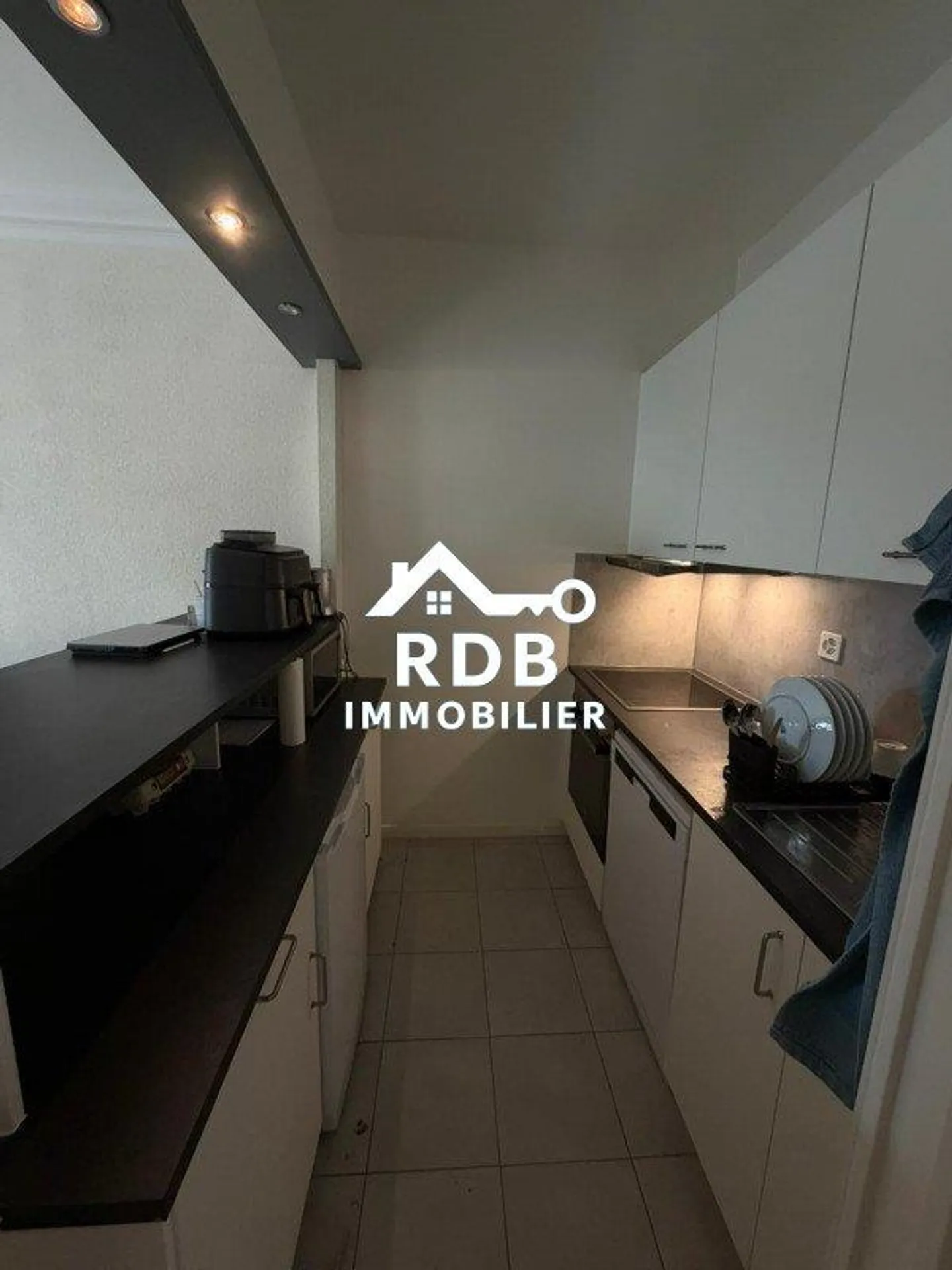 Furnished 3-room apartment located in Geneva 1207 - Photo 3 of 4