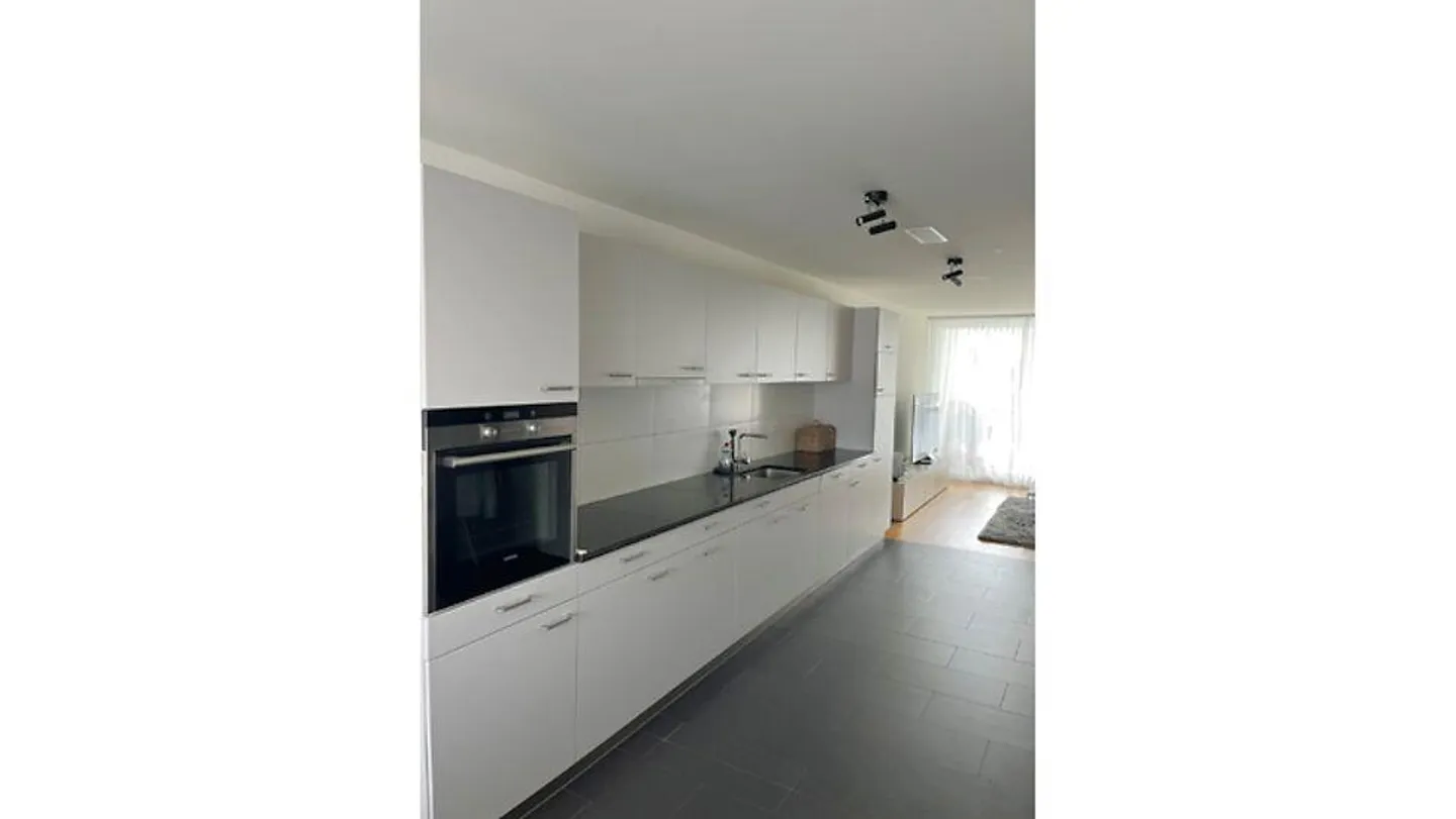 APPARTAMENTO 2½ STANZE A THUN (BE), ARREDATO, TEMPORANEO - Foto 3 di 7