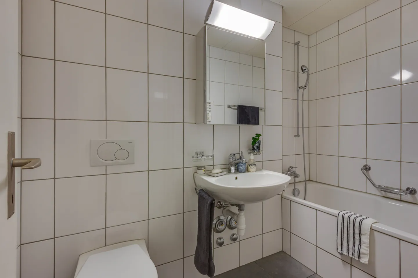 Appartamento moderno in un quartiere tranquillo! - Foto 9 di 10