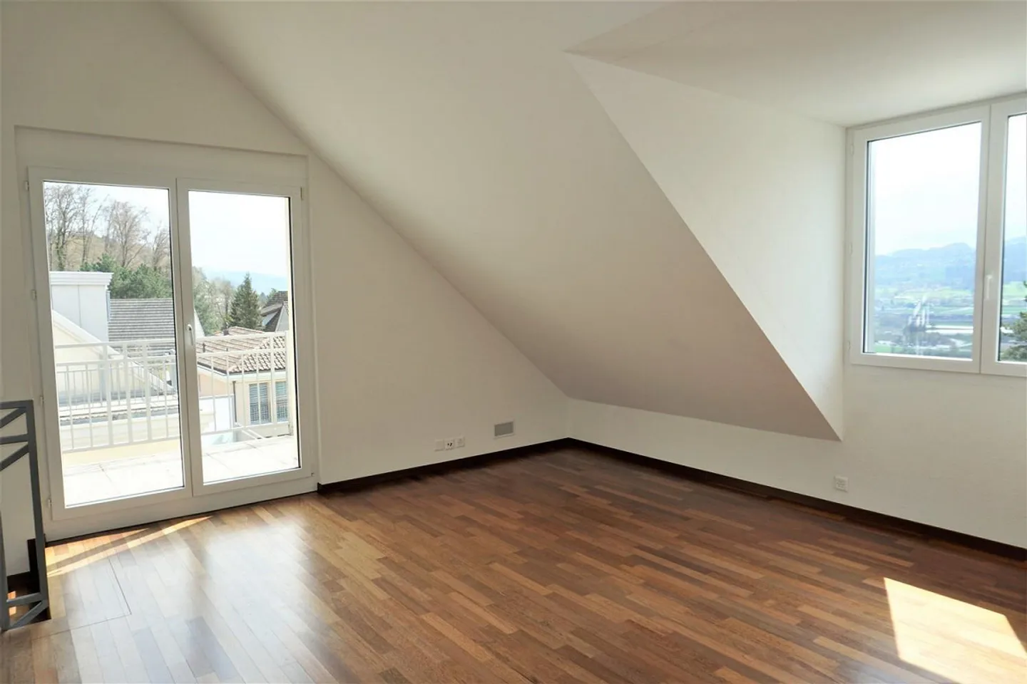 An sonniger und sehr ruhiger Lage gepflegtes Doppel-Einfamilienhaus - Foto 10 von 13