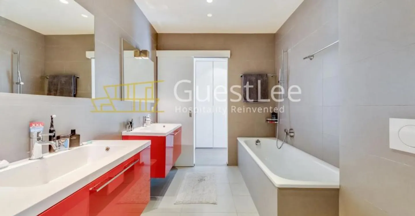 Contemporary architect-designed villa in the heart of Blonay - Photo 11 of 13