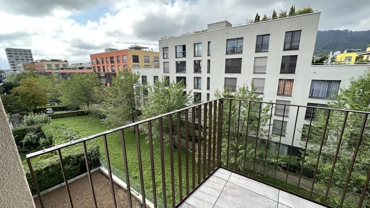 Appartamento ammobiliato in affitto - Foto 2 di 9