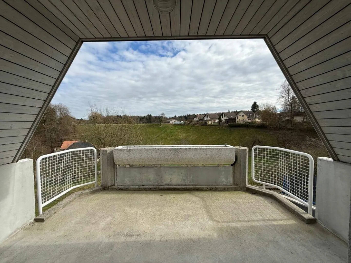 Appartamento duplex affascinante e modernizzato di 4,5 stanze a Walliswil vicino a Wangen - Foto 10 di 10