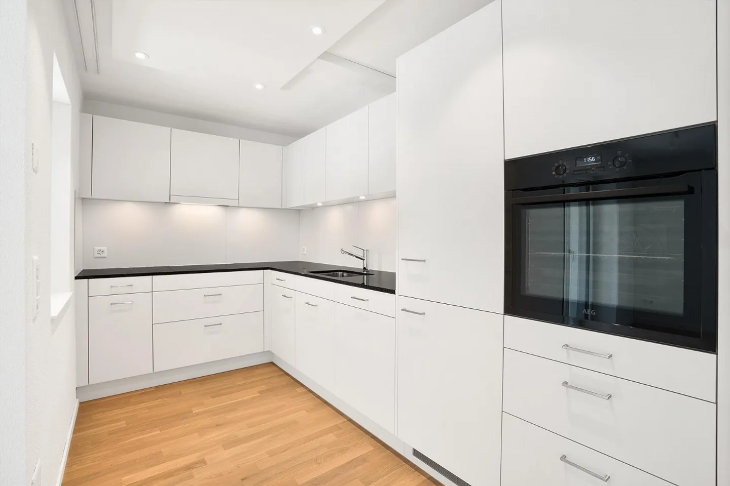 Appartement attrayant à l'ouest de la ville - Photo 3 sur 12