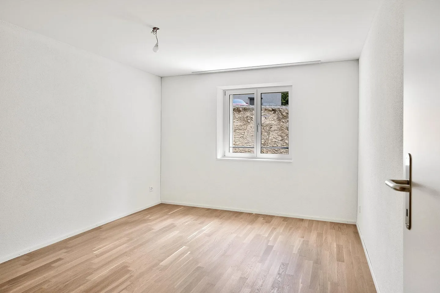 Appartement attrayant à l'ouest de la ville - Photo 9 sur 12