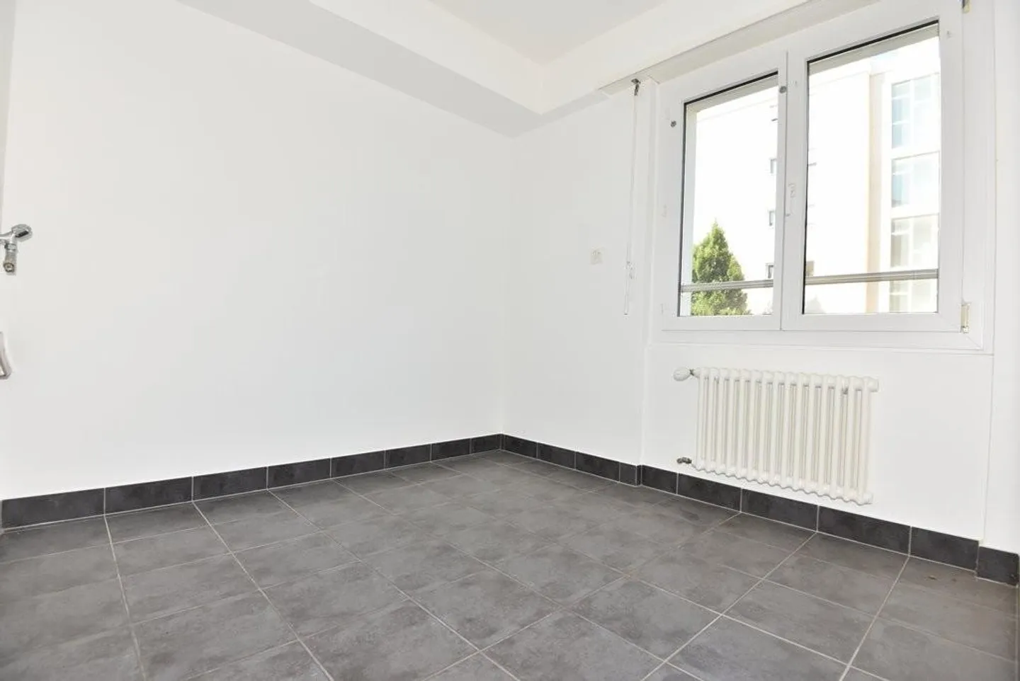Bel Appartement avec Balcon - Photo 5 sur 11