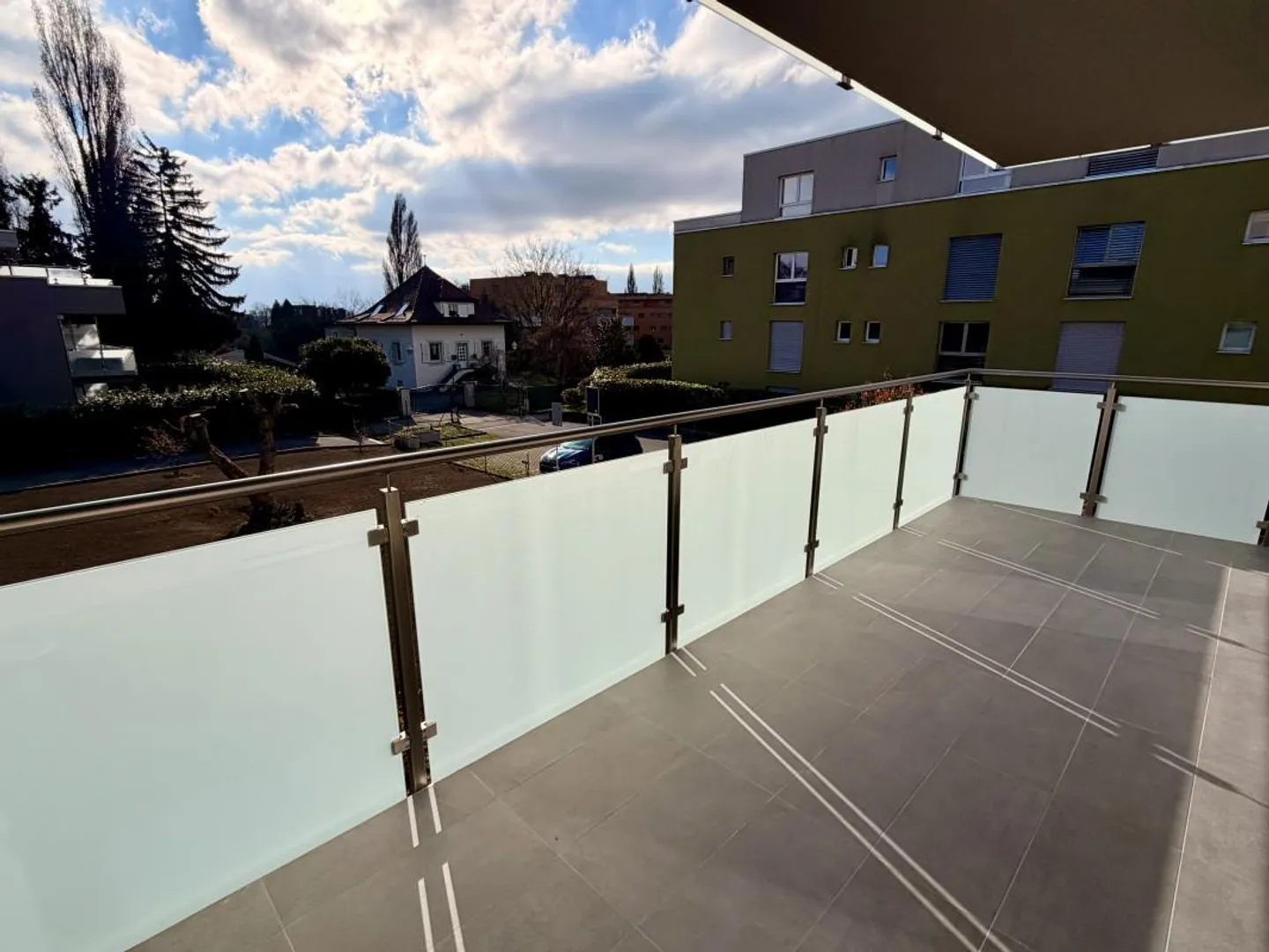 In gable, spacious, bright and practical - Photo 8 of 15