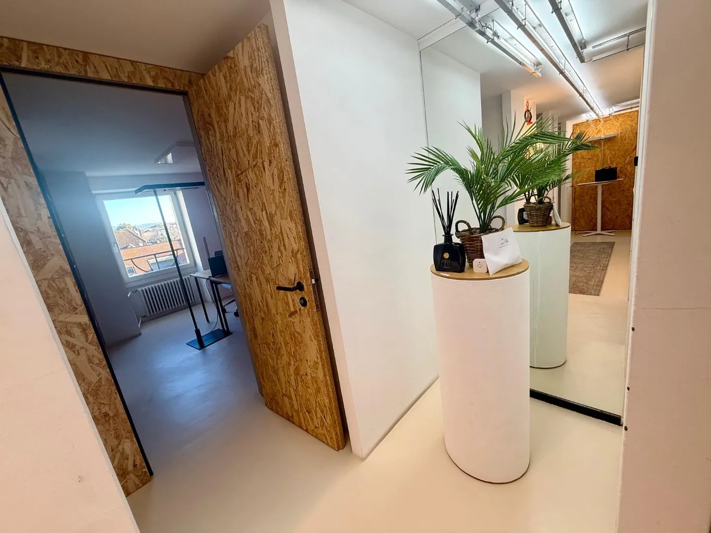 Büro 6 Zimmer - Foto 3 von 16