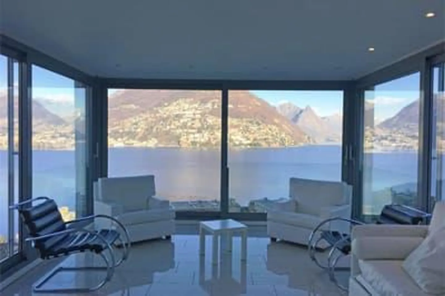 Geräumige 4.5 Zimmer mit Terrasse und Seeblick - Foto 1 von 7
