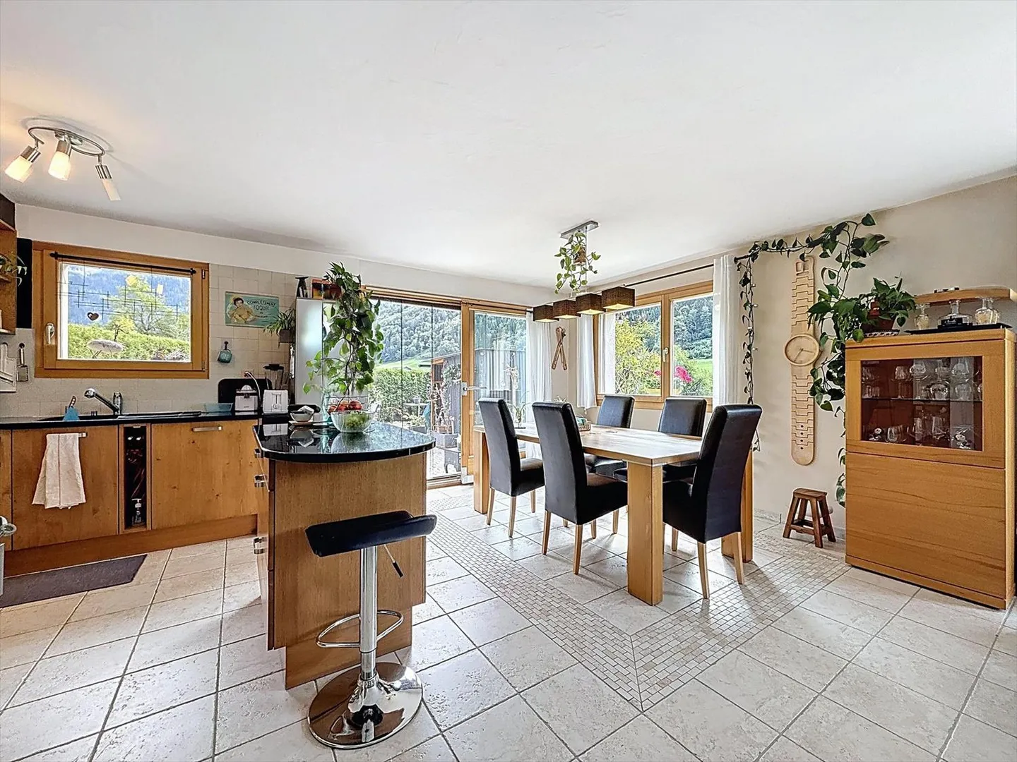 Casa 6 stanze - Foto 2 di 13