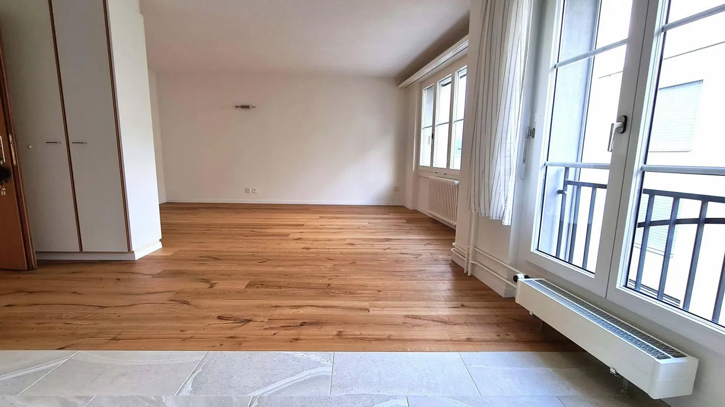 Zentrale 1.5-Zimmerwohnung nähe See - Foto 3 von 9