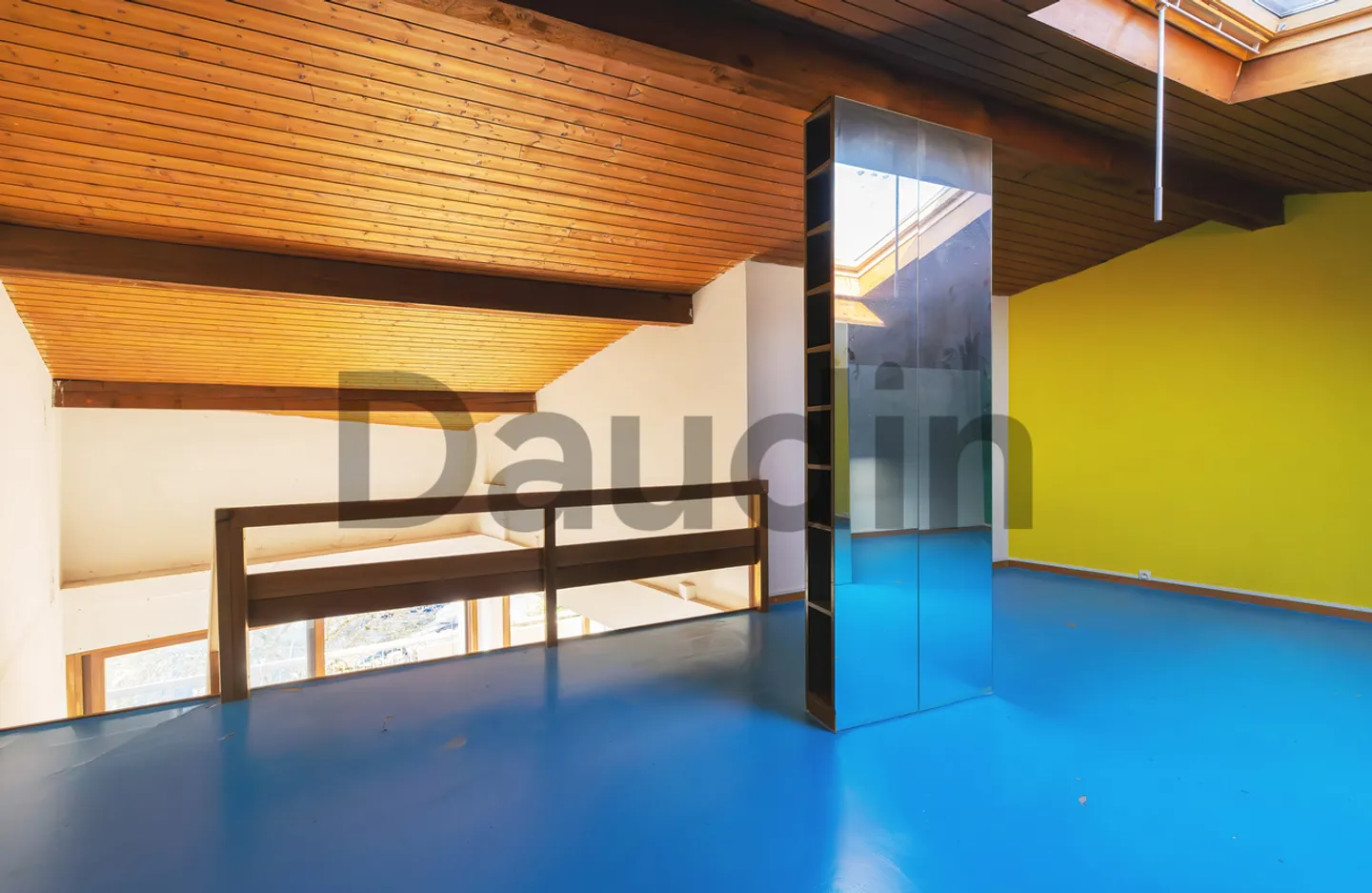 Ferney-Voltaire (France): 4-room duplex to renovate - Photo 9 of 10