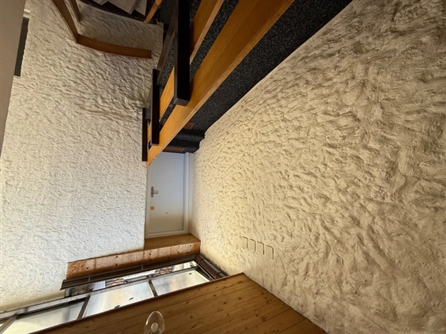 «UNGLAUBLICHE 6,5% / Jahr NETTO - Altstadtgebäude mit 8 Wohnungen - SELTENE GELEGENHEIT» - Foto 10 von 12