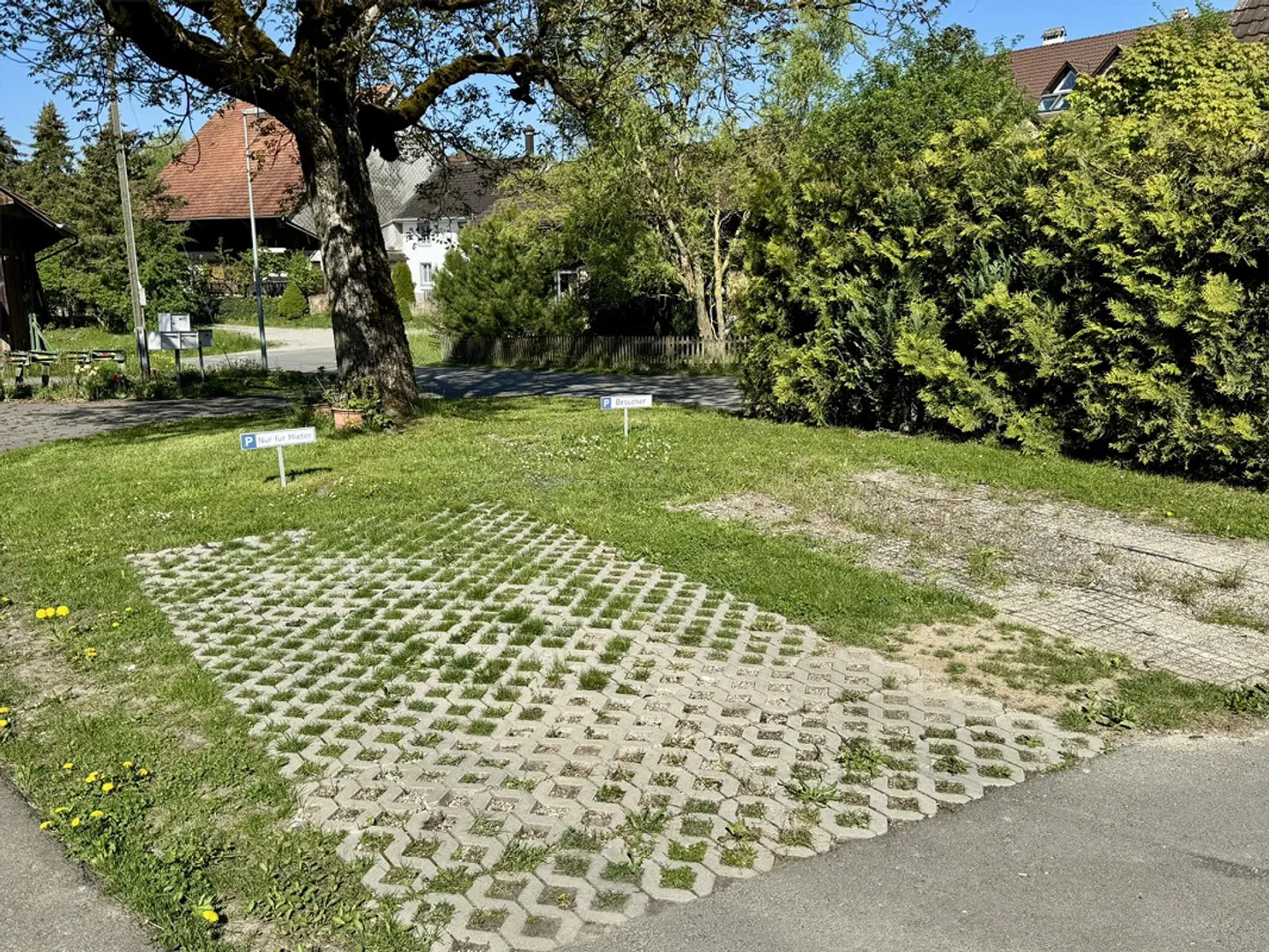 Moderno appartamento mansardato di 2,5 stanze con balcone a 8555 Müllheim - Foto 18 di 21