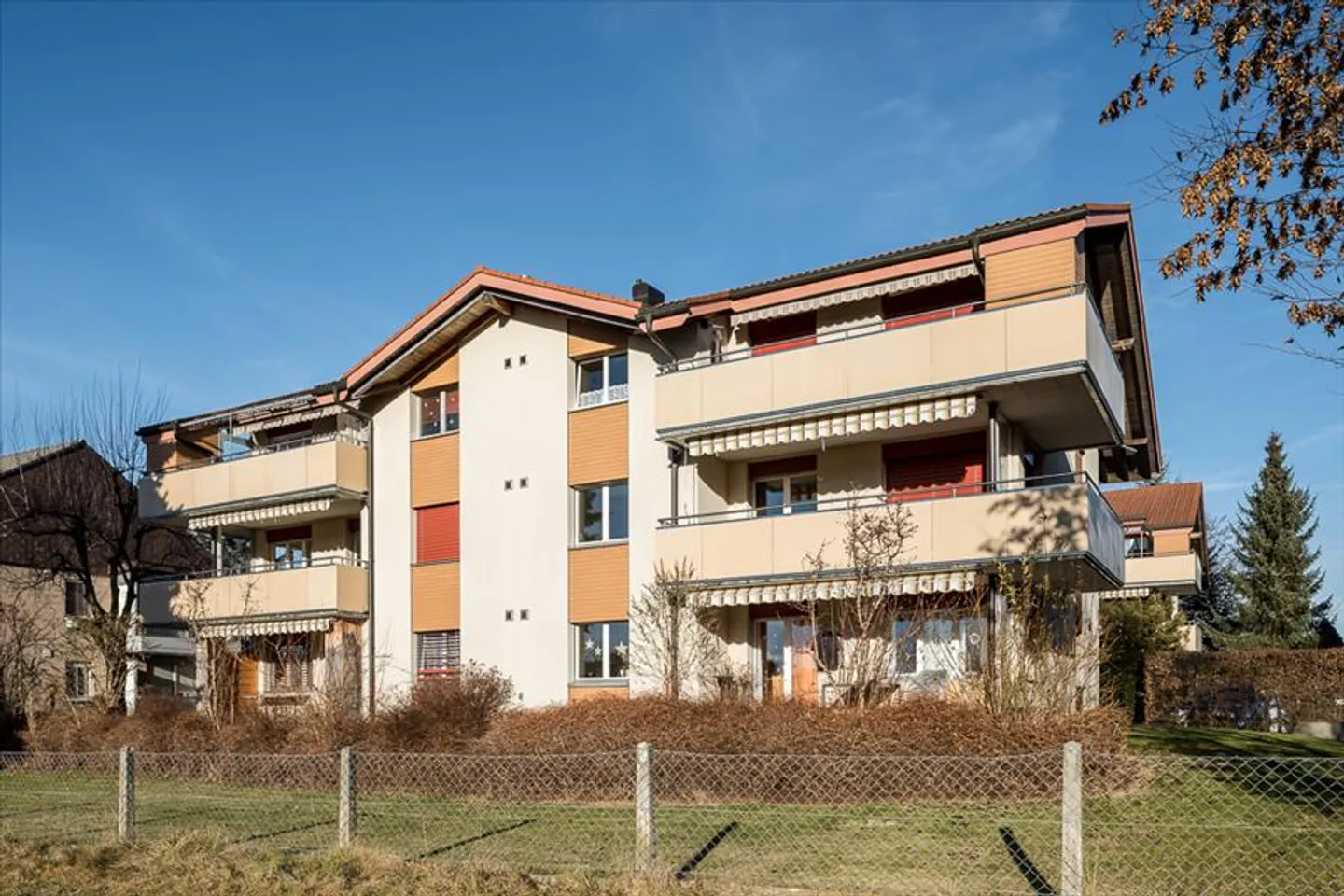 «Grosszügige Wohnung mit Sitzplatz!» - Foto 1 von 6