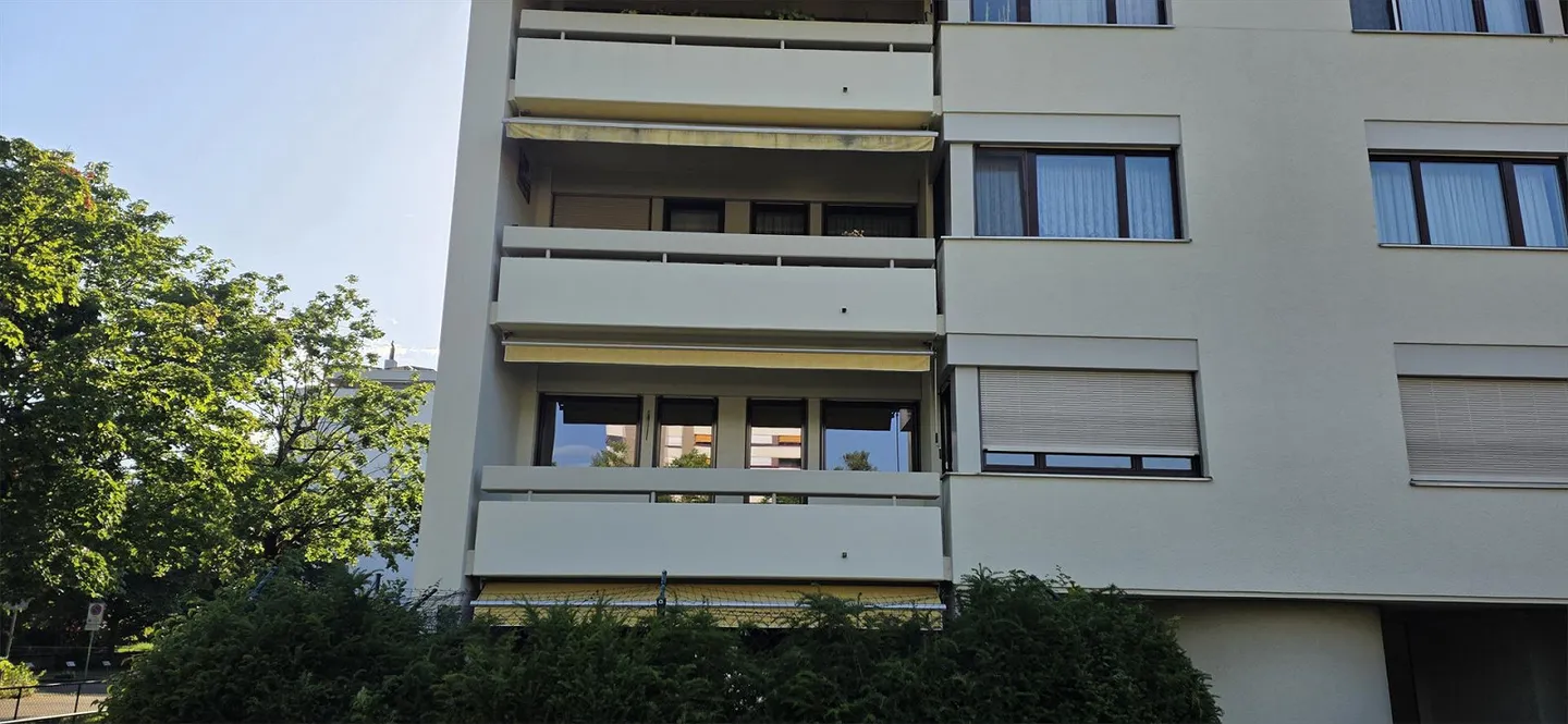 Geräumige 4.5-Zimmerwohnung - Foto 2 von 11