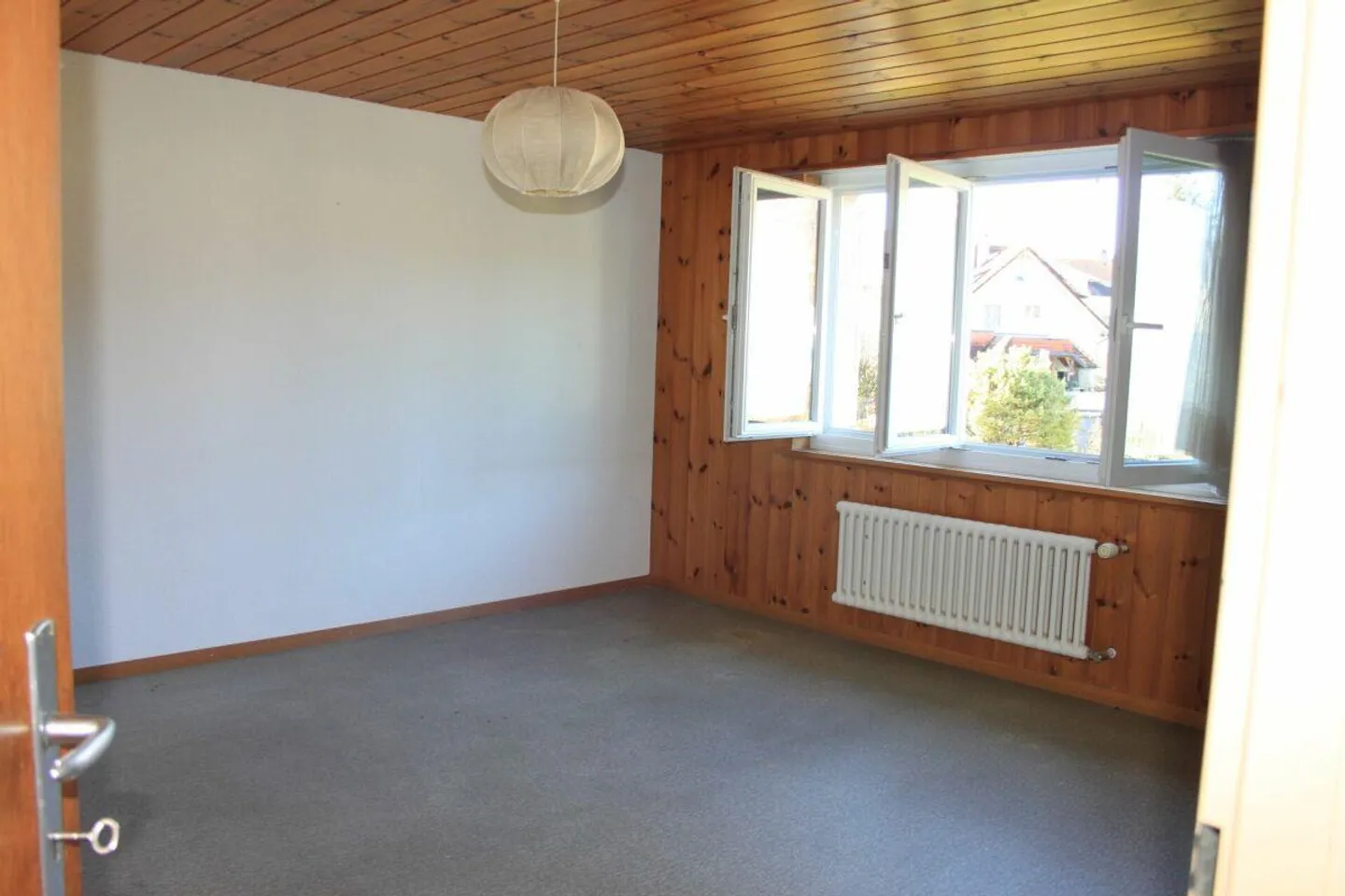 Charmantes Einfamilienhaus mit Garten - Foto 9 von 12