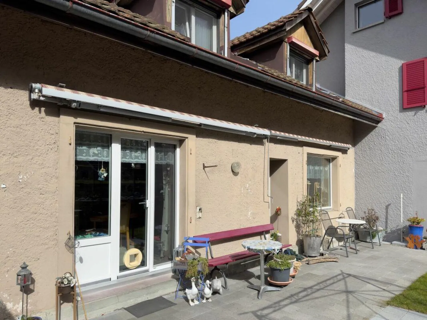 4.5-Room Semi-Detached Single-Family House on an Exceptionally Generous Plot of 948 m² - Photo 3 of 30