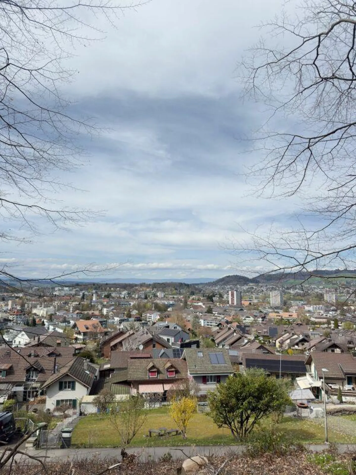 4.5-Room Semi-Detached Single-Family House on an Exceptionally Generous Plot of 948 m² - Photo 20 of 30