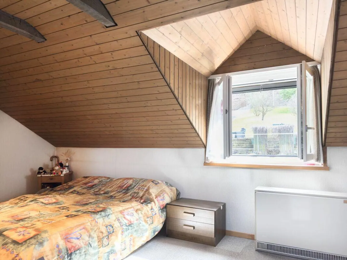 4.5-Room Semi-Detached Single-Family House on an Exceptionally Generous Plot of 948 m² - Photo 10 of 30