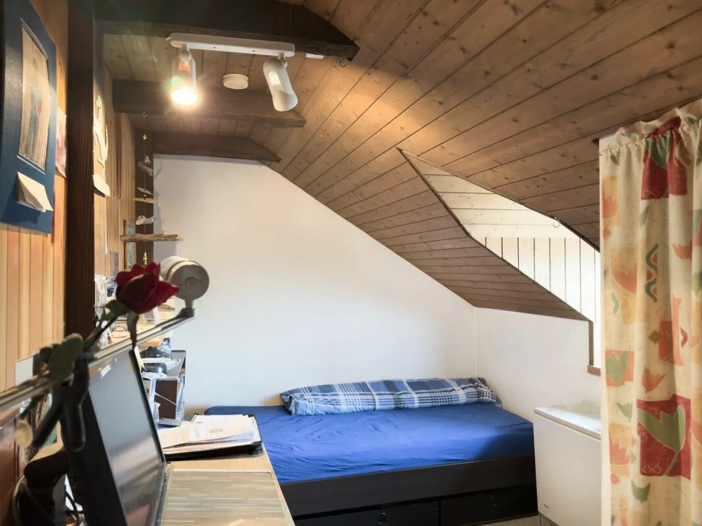 4.5-Room Semi-Detached Single-Family House on an Exceptionally Generous Plot of 948 m² - Photo 11 of 30