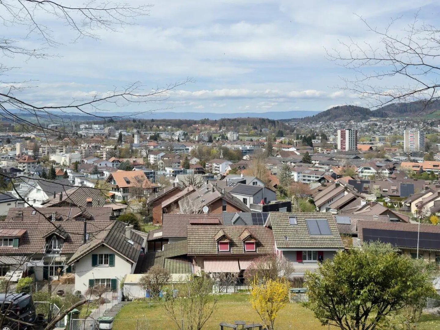 4.5-Room Semi-Detached Single-Family House on an Exceptionally Generous Plot of 948 m² - Photo 19 of 30