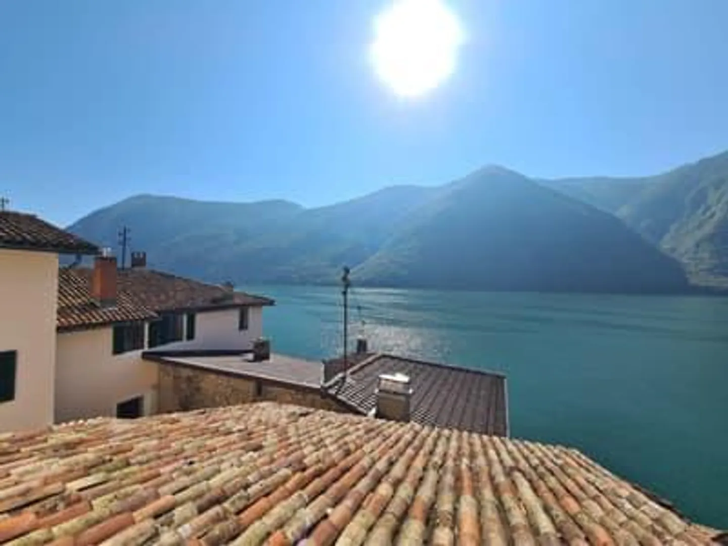 Appartement de charme avec jardin et vue sur le lac - Photo 2 sur 24