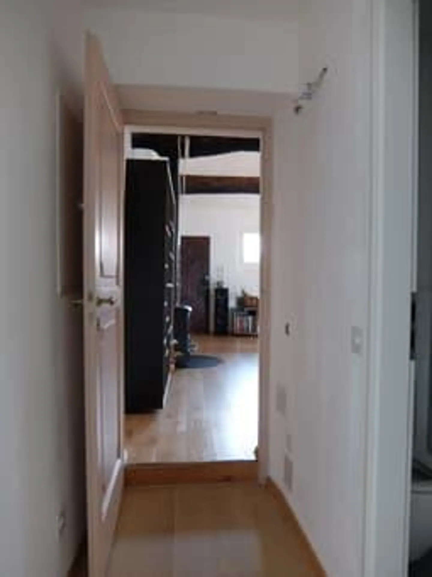 Appartement de charme avec jardin et vue sur le lac - Photo 1 sur 24
