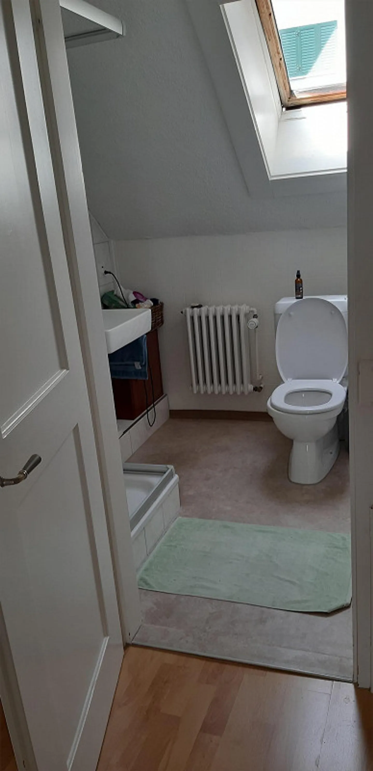 Subtenant for 2-room apartment - Photo 5 of 6