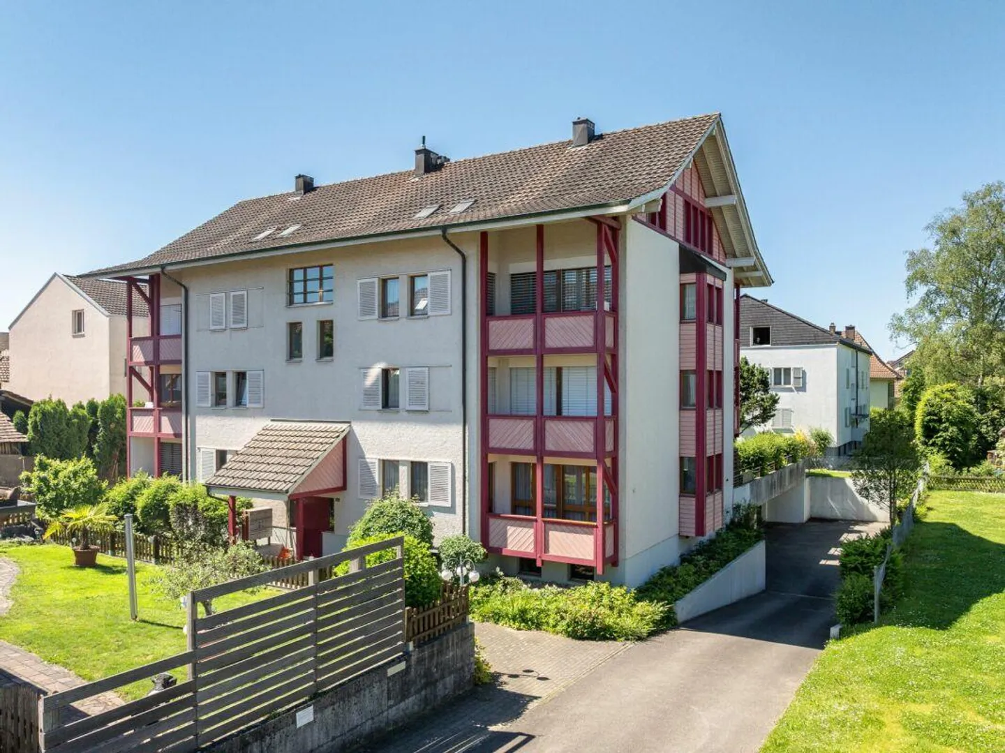 Condominium in a prime location - Photo 1 of 14