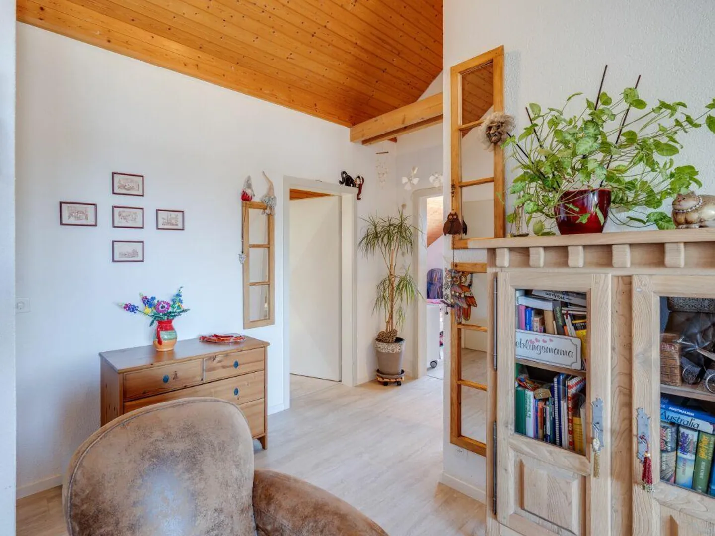 Condominium in a prime location - Photo 10 of 14