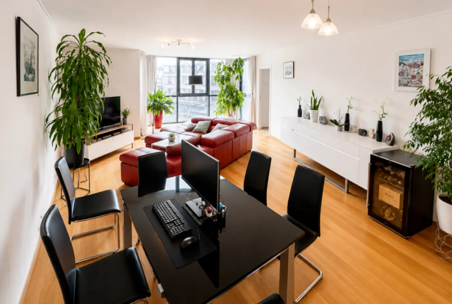 Magnificent 4.5-room apartment, spacious 120m2, in the heart of a sought-after neighborhood - Photo 1 of 9