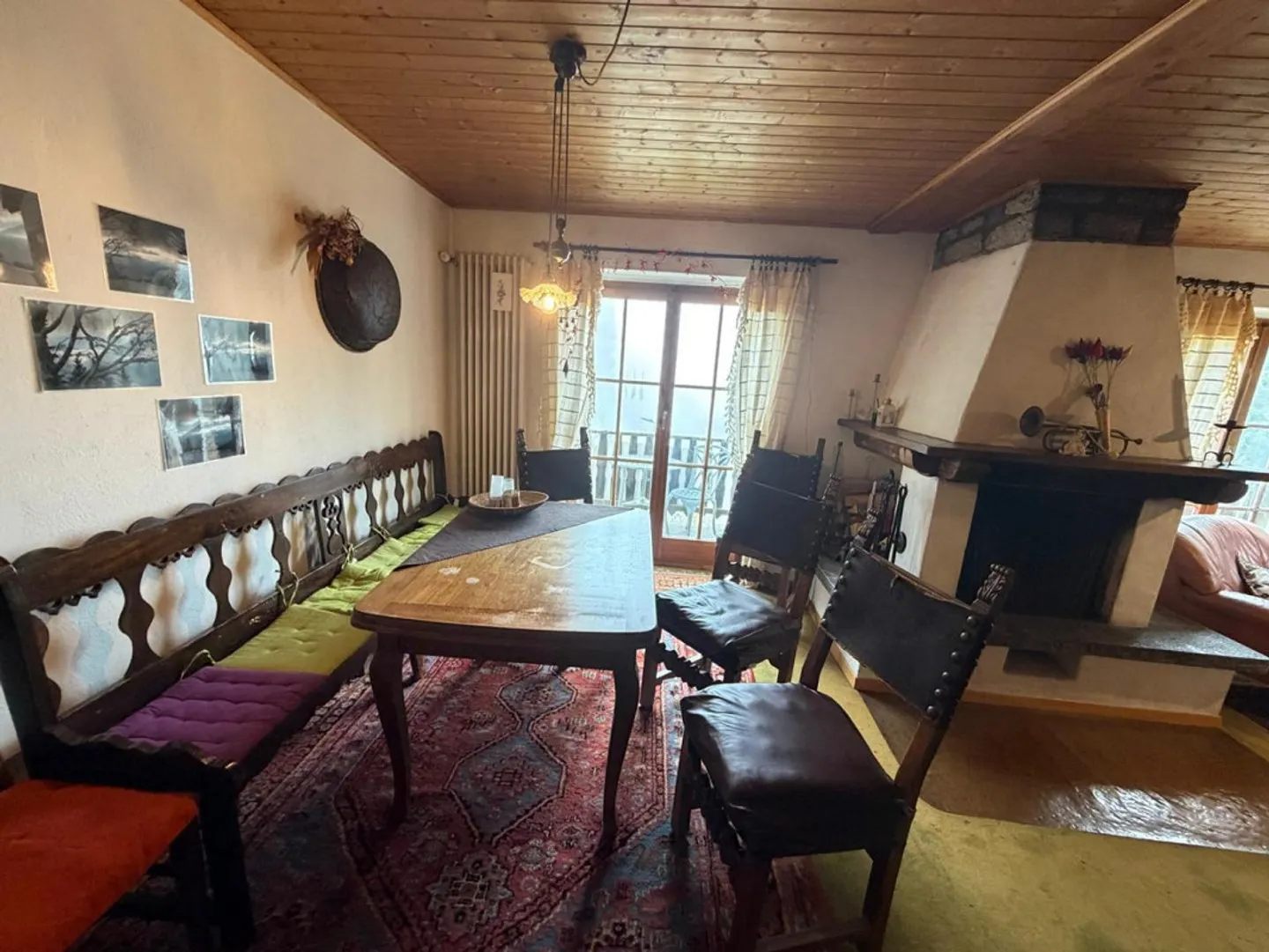 5 1/2-Room Apartment in a Very Quiet, Sunny Location with a View - Photo 3 of 33