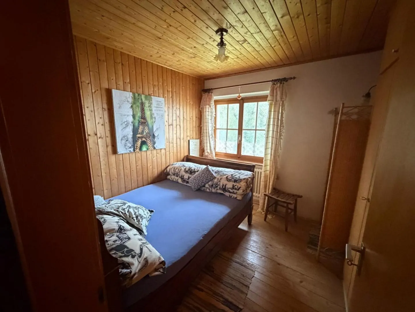 5 1/2-Room Apartment in a Very Quiet, Sunny Location with a View - Photo 12 of 33