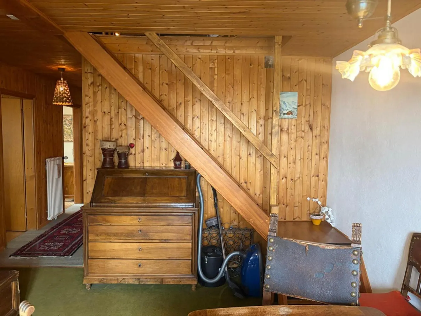 5 1/2-Room Apartment in a Very Quiet, Sunny Location with a View - Photo 15 of 33