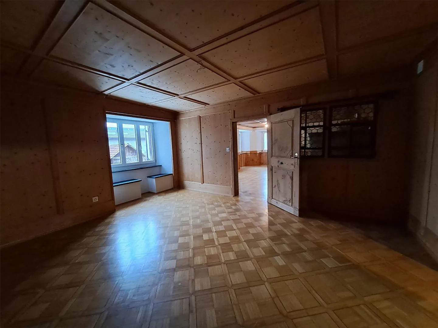 Appartement douillet avec poêle en faïence - Photo 9 sur 13